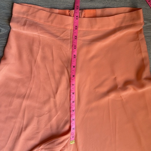 Alice + Olivia silk High-Waisted Wide-Leg Culotte Pants 4 - Picture 5 of 9